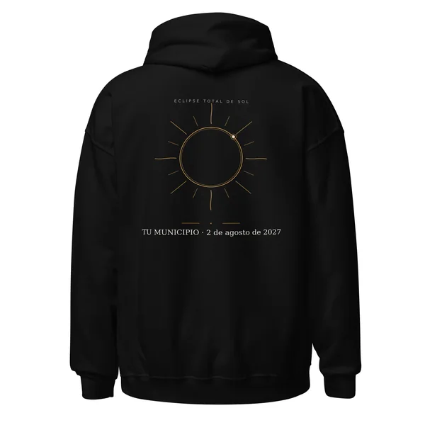 Hoodie del eclipse · por delante y por detrás en color negro. Eclipse total del 2 de agosto de 2027. Diseño «Corona», por detrás. Lleva impresos el nombre del municipio, la hora del máximo y, si allí el eclipse es total, cuánto dura