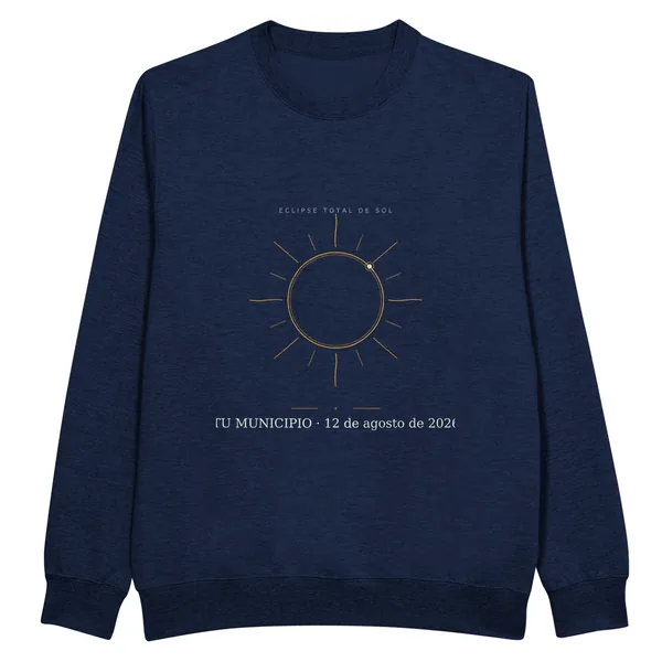 Dessuadora de l’eclipsi en color blau marí. Eclipsi total del 12 d’agost del 2026. Disseny «Corona», estampació de 30 × 40 cm al pit. Porta impresos el nom del municipi, la seva hora de la totalitat i quant dura
